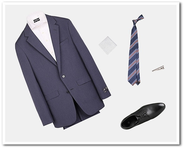 就活・リクルートスーツの選び方。ワイシャツネクタイのコーディネート