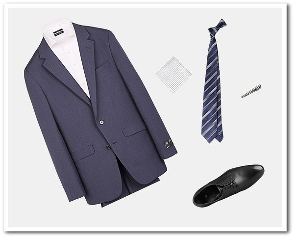 就活・リクルートスーツの選び方。ワイシャツネクタイのコーディネート
