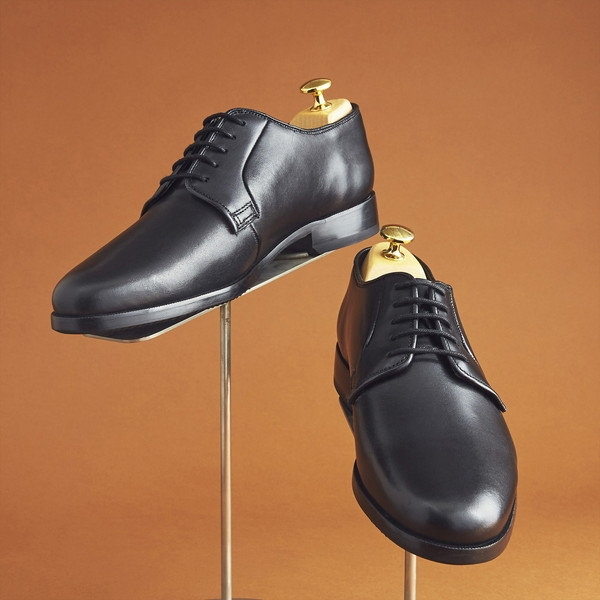 【1位】ブラックプレーントゥシューズ