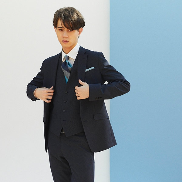 スリーピース(ベスト付)スーツ