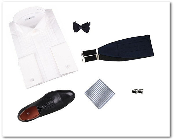 ネイビーの蝶ネクタイ・カマーバンドのコーディネート