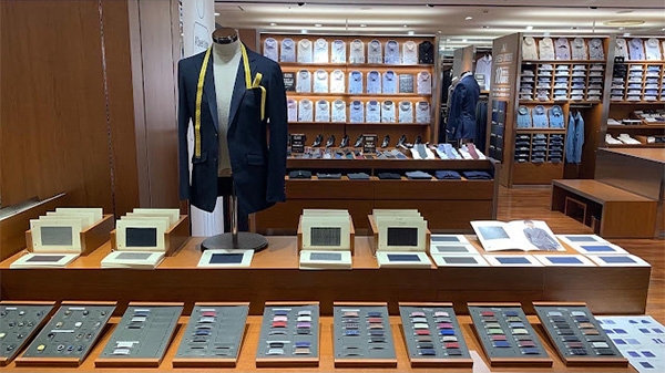 SUIT SELECT スーツセレクト AOMORI LOVINA青森ラビナ