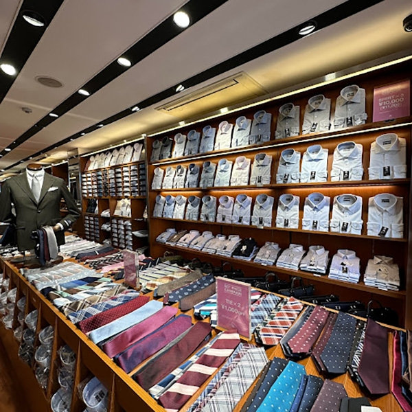 SUIT SELECT スーツセレクト NAGOYA NISHIKI名古屋錦