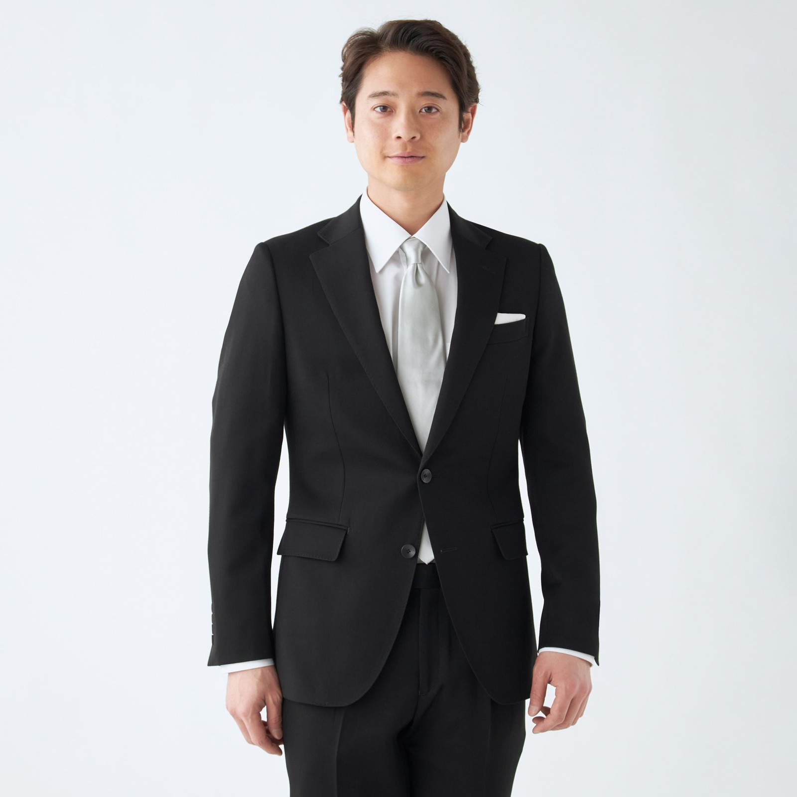 【発送在庫あり】【CLASSICO TAPERED】【年間】【フォーマル対応可】2釦シングルフォーマルスーツ 1タック/ブラック×ソリッド/BISHU JAPAN FABRIC Super100's/ウエストサイドアジャスター仕様/※裾上げ必要