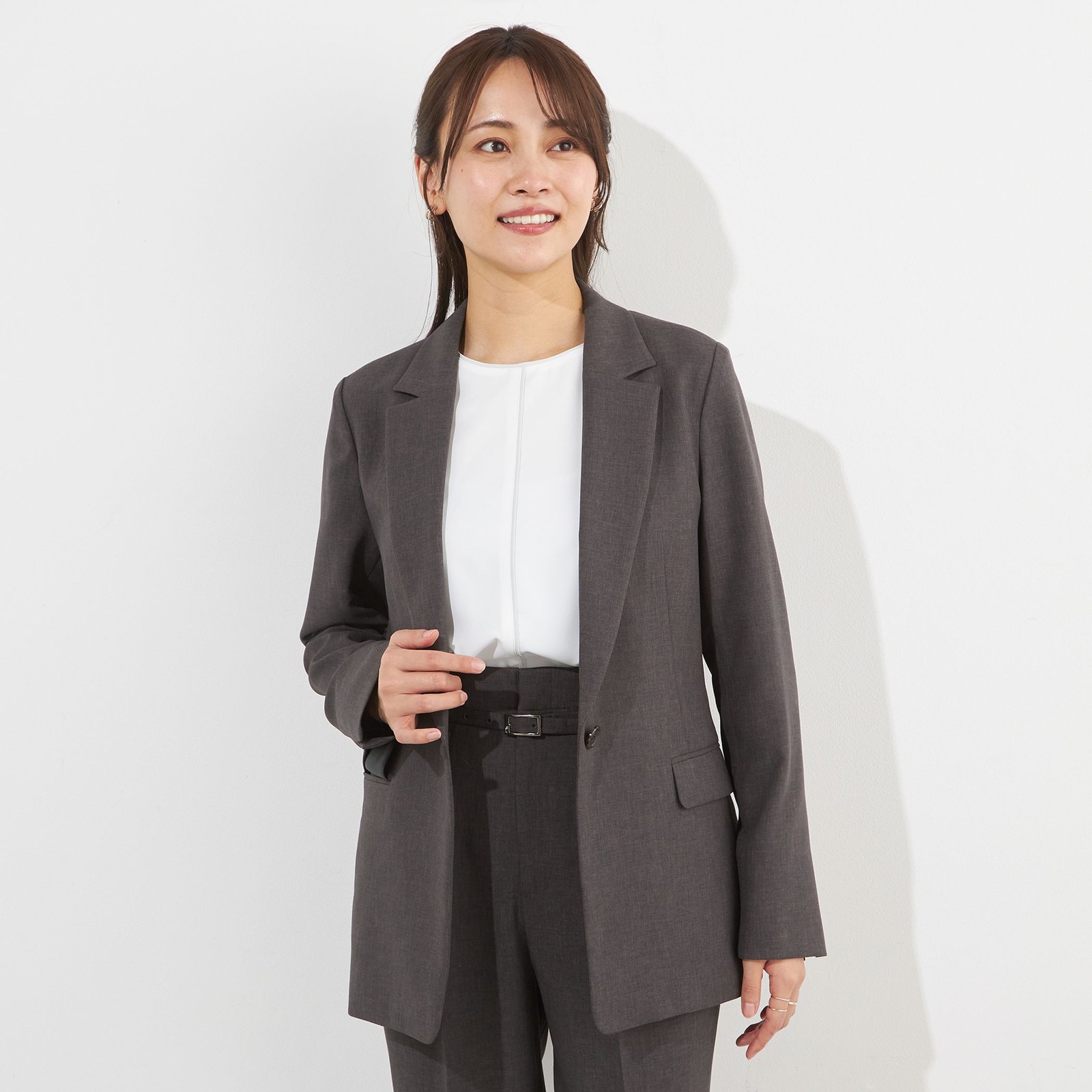 【SILVER LINE】【年間】1釦シングルパンツスーツ/グレー/ウォッシャブル/Naturemier/4S SUSTAINABILITY&ECOLOGY FABRIC/※パンツ裾上げ済仕様