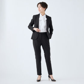 Samantha Thavasa ブラックパンツスーツ 入学式　リクルートスーツ SUIT SELECT × Samantha Thavasa】｜スーツセレクト｜ショップ
