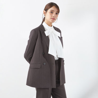 【SILVER LINE】【秋冬】4釦1掛ダブル パンツスーツ/ブラウン×ストライプ/ウォッシャブル/ウエストシャーリング/4S SUSTAINABILITY&ECOLOGY FABRIC/※パンツ裾上げ済仕様
