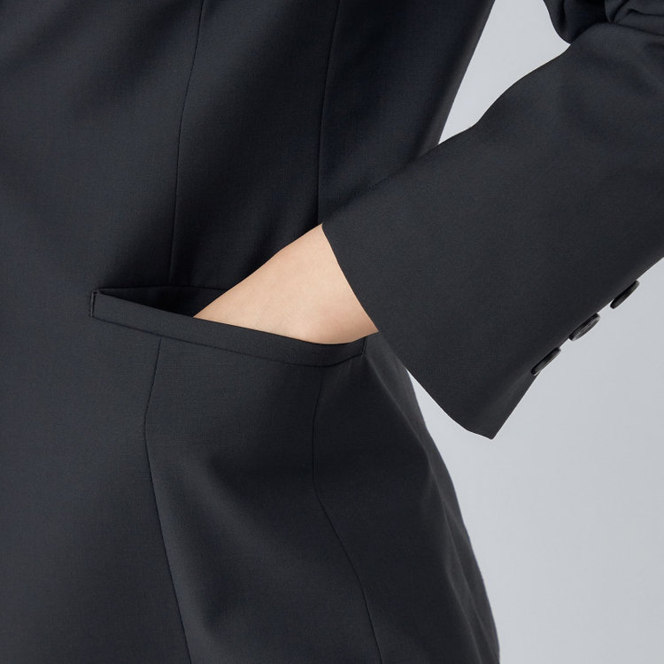 ブラックライン 【SUIT SELECT×Samantha Thavasa】【年間】2釦ジャケット/究極のブラック/4S/マシンウォシャブル 黒