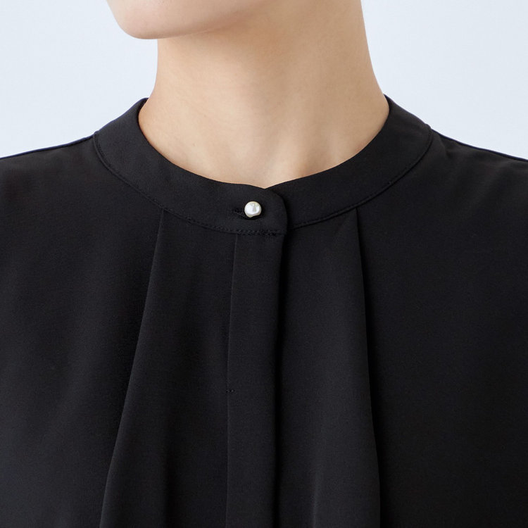 シルバーライン 【SL/長袖】ケープ付きバンドカラープルオーバーブラウス/ブラック/2WAYストレッチ/UV加工/ウォッシャブル 黒