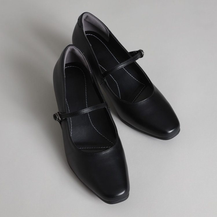 パンプス ベルト付きプレーン/ブラック / 5.5cmヒール