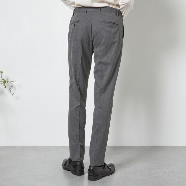 ブラックライン 【SLIM TAPERED_2】【年間】2釦シングルスリーピーススーツ 0タック/グレー/ウエストシャーリング/4S SUSTAINABILITY&ECOLOGY FABRIC/※パンツ裾上げ済仕様 グレー中間