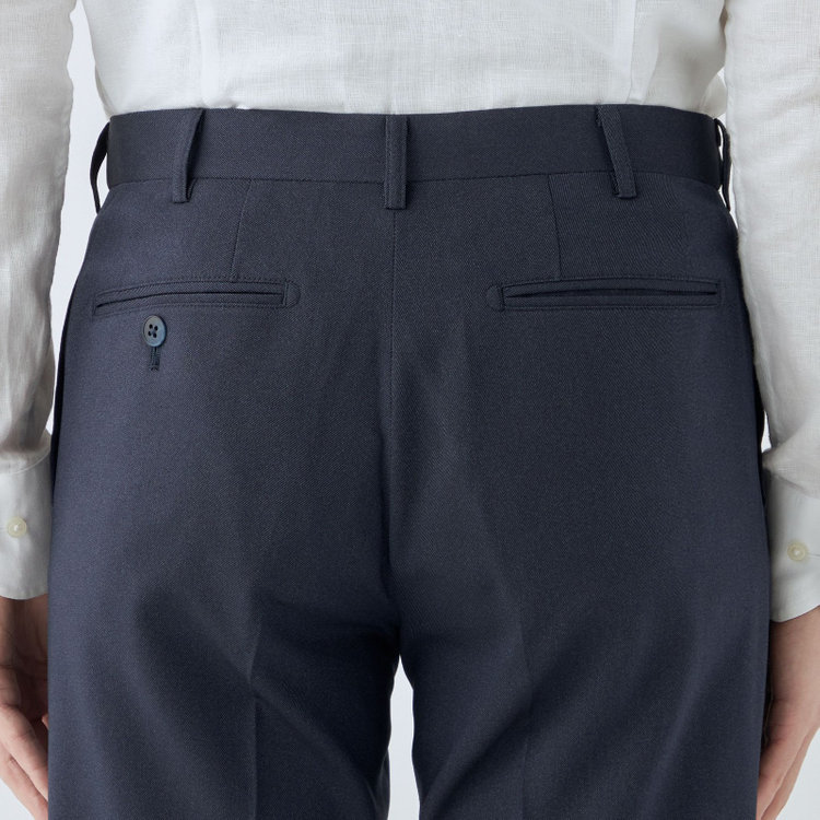 ブラックライン 【SLIM TAPERED】【秋冬】【4S】ポリエステルパンツ 0タック/ネイビー/ウォッシャブル素材/ストレッチ/スーパーノンアイロン/ウエストムーブ仕様/※裾上げ必要 紺中間