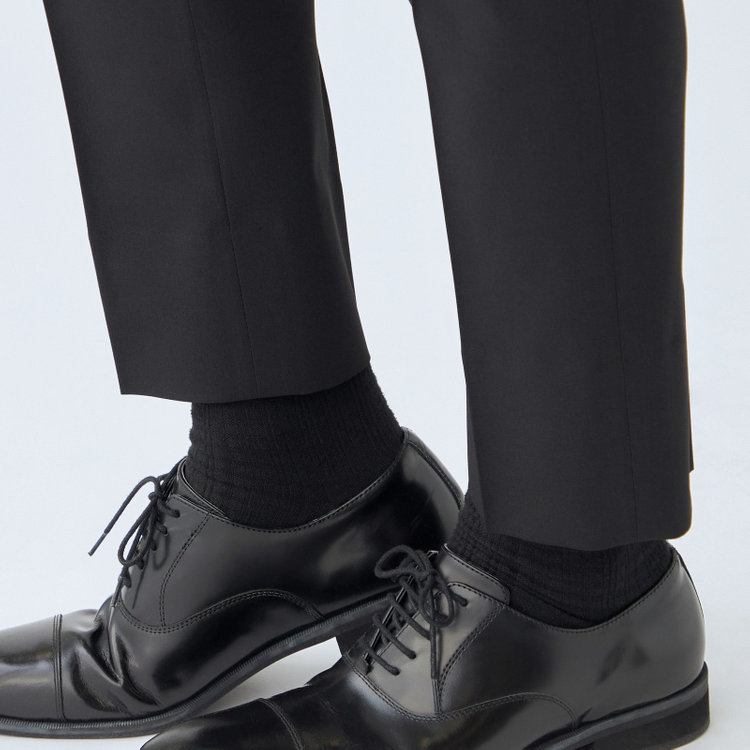 ブラックライン 【発送在庫あり】【SLIM TAPERED】【春夏】4S 0タックテーパードパンツ/ブラック×シャドーストライプ/ウエストシャーリング仕様/ウォッシャブル/※裾上げ済仕様 黒