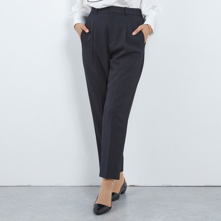 シルバーライン 【SILVER LINE】【年間】1釦シングルパンツスーツ/ネイビー×ストライプ/ウエストシャーリング/ウォッシャブル/※パンツ裾上げ済仕様 紺中間