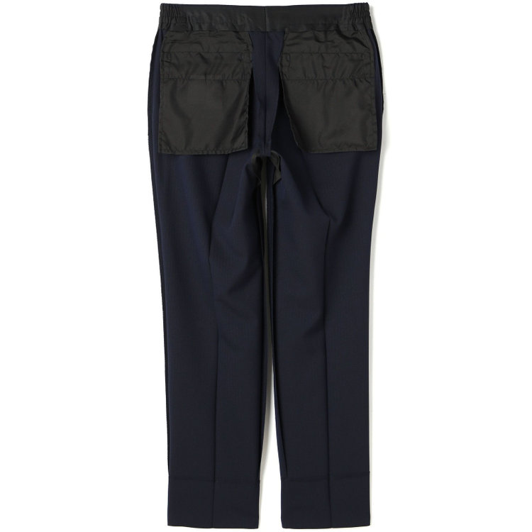 ブラックライン 【SLIM TAPERED】【年間】2釦シングルスリーピーススーツ 0タック/ネイビー×ヘリンボーン /ウエストシャーリング/4S TAKE OUT SUITS /リバーシブルベスト（グレー）/※パンツ裾上げ済仕様 紺中間