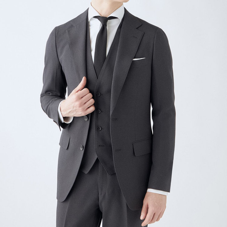 シルバーライン 【CLASSICO TAPERED】【秋冬】2釦シングルスリーピーススーツ 1タックテーパードパンツ/グレー/ウエストムーブ/4S SUSTAINABILITY&ECOLOGY FABRIC/※パンツ裾上げ済仕様 グレー中間