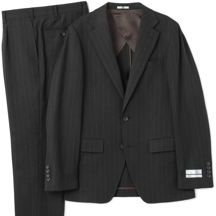 シルバーライン 【CLASSICO TAPERED】【秋冬】2釦シングルスーツ 1タック/グレー×ストライプ/ウエストムーブ/4S SUSTAINABILITY&ECOLOGY FABRIC/※パンツ裾上げ済仕様 黒