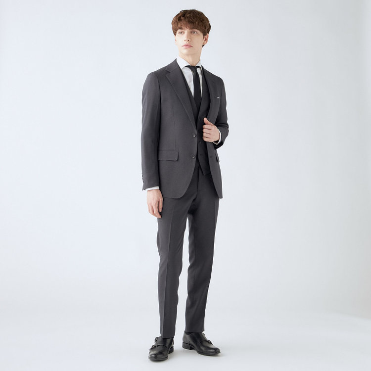 シルバーライン 【CLASSICO TAPERED】【秋冬】2釦シングルスリーピーススーツ 1タックテーパードパンツ/グレー/ウエストムーブ/4S SUSTAINABILITY&ECOLOGY FABRIC/※パンツ裾上げ済仕様 グレー中間