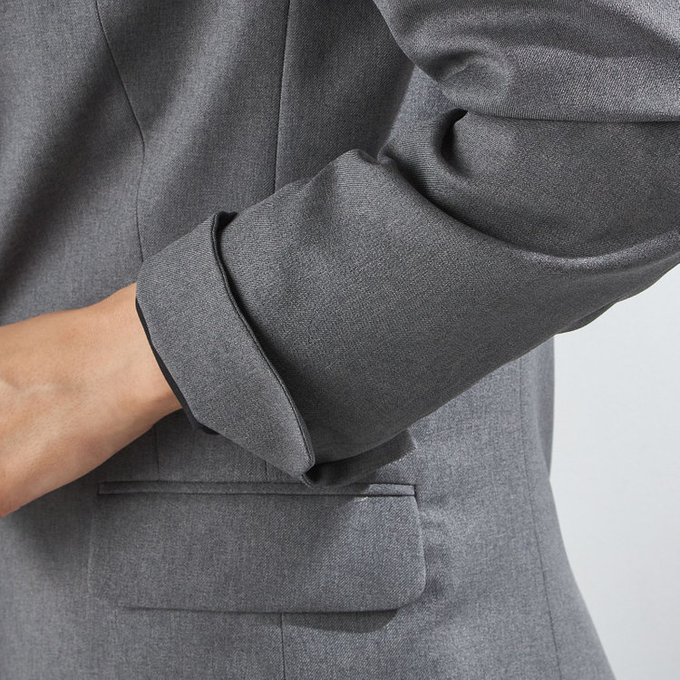 シルバーライン 【SL】【年間】1釦シングルパンツスーツ/グレー/ウォッシャブル/Naturemier/4S SUSTAINABILITY&ECOLOGY FABRIC/※パンツ裾上げ済仕様 グレー濃色