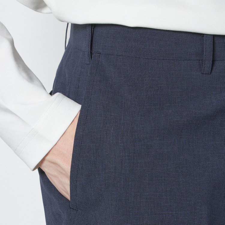 ブラックライン 【SLIM TAPERED】【春夏】0タックテーパードパンツ/ネイビー×ハウンドトゥース/ウエストムーブ/4S SUSTAINABILITY&ECOLOGY FABRIC「ウォッシャブル」「ストレッチ」/※裾上げ済み仕様 紺濃色