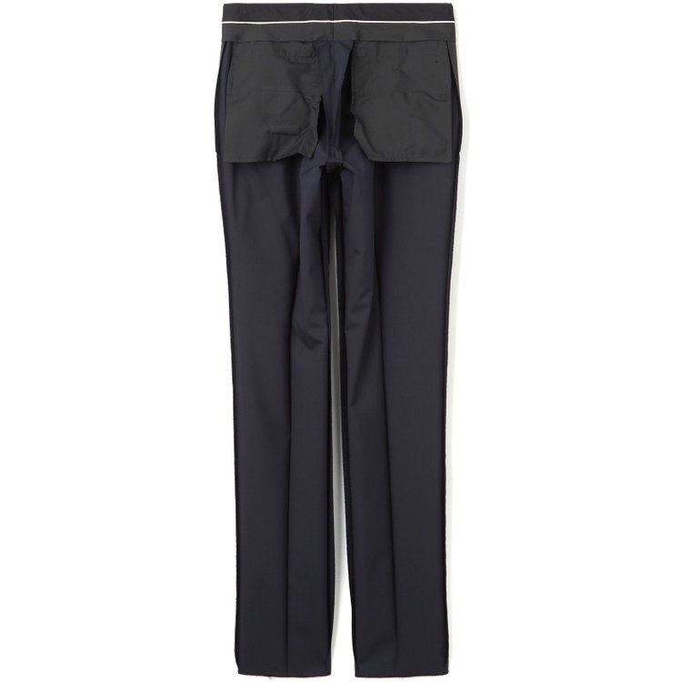 ブラックライン 【SLIM TAPERED_2】【年間】スペアパンツ付き/2釦シングルスーツ 0タック/ネイビー×ソリッド/THE RECRUIT STYLE/SHOWER CLEAN/※裾上げ必要 紺中間