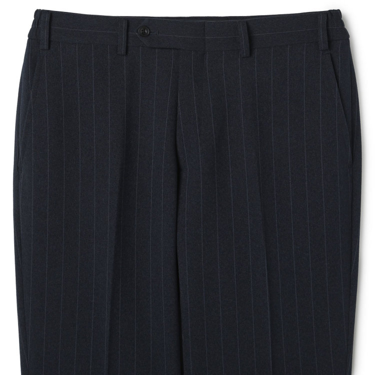 ブラックライン 【SLIM TAPERED_2】【秋冬】2釦シングルスリーピーススーツ 0タック/ネイビー×ストライプ/ウエストシャーリング/4S SUSTAINABILITY&ECOLOGY FABRIC/※パンツ裾上げ済仕様 紺濃色