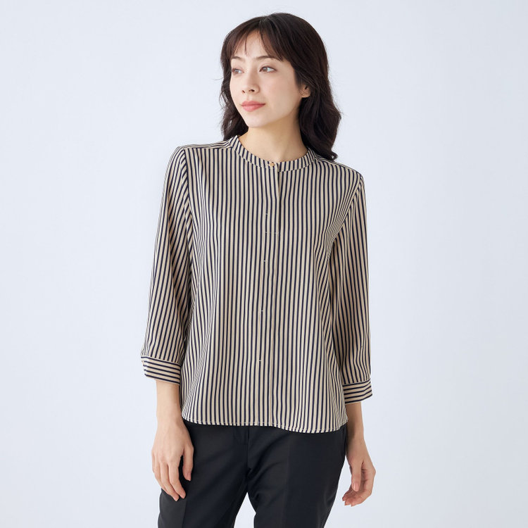 SUIT SELECT　アウトレット 【WEB限定/OUTLET/汚れ・キズ等有】【SILVER LINE/7分袖】バンドカラープルオーバー/ベージュ×ネイビー/「ウォッシャブル可能」「2WAYストレッチ」「防シワ」「UV加工」「接触冷感」 茶淡色
