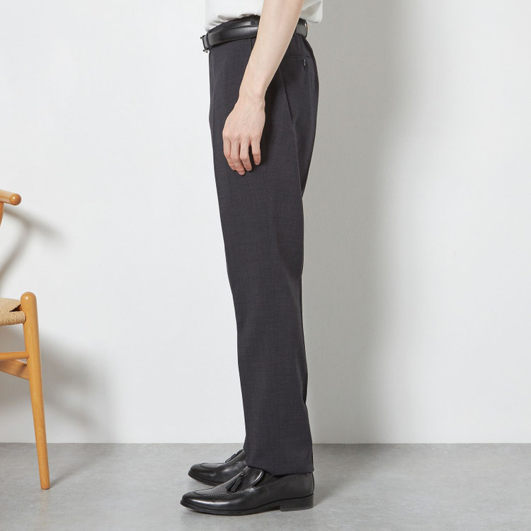 ブラックライン 【SLIM TAPERED】【春夏】0タックテーパードパンツ/グレー×スラブ/ウエストムーブ/4S SUSTAINABILITY&ECOLOGY FABRIC「ウォッシャブル」「ストレッチ」/※裾直し必要 紺濃色