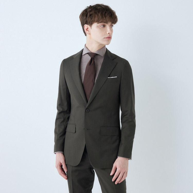 シルバーライン 【CLASSICO TAPERED】【春夏】2釦シングルスーツ 1タック/カーキ/ウエストムーブ/REDA ACTIVE/NEW ZEALAND MERINO/SHOWER CLEAN/※パンツ裾上げ済仕様 黄淡色