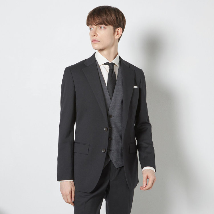 シルバーライン 【CLASSICO TAPERED】【年間】【結婚式対応可】2釦シングルフォーピーススーツ 1タック/ブラック＋コーディネートパンツグレー/両面ジレ/ウエストムーブ/4S SUSTAINABILITY&ECOLOGY FABRIC/※裾上げ必要 黒