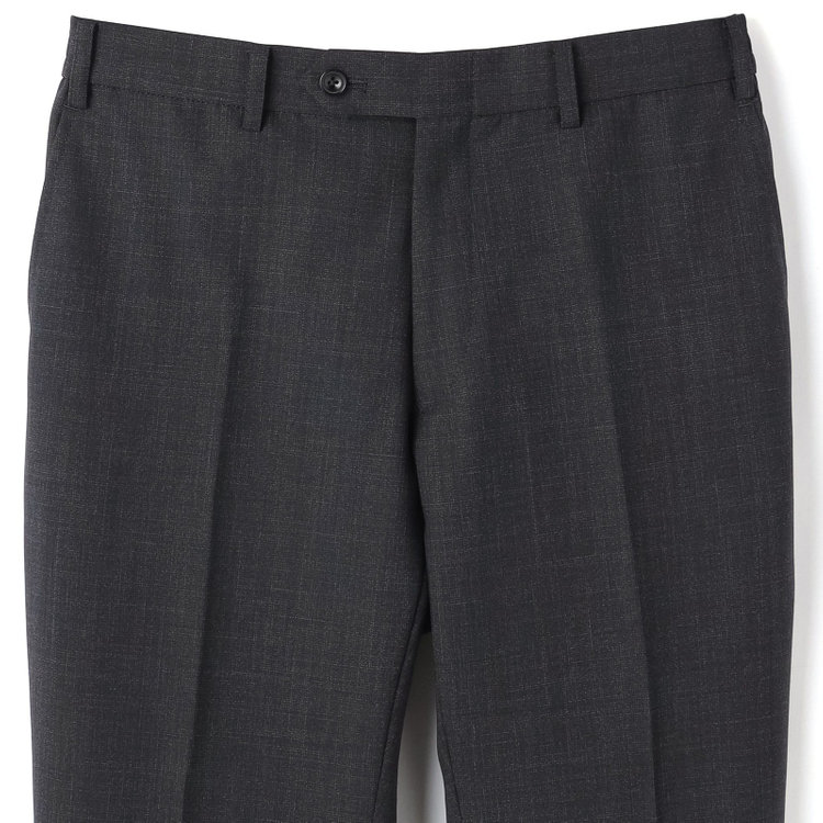 ブラックライン 【発送在庫あり】【SLIM TAPERED_2】【年間】2釦シングルスリーピーススーツ 0タック/グレー/ウエストシャーリング/4S SUSTAINABILITY&ECOLOGY FABRIC/※パンツ裾上げ済仕様 グレー中間