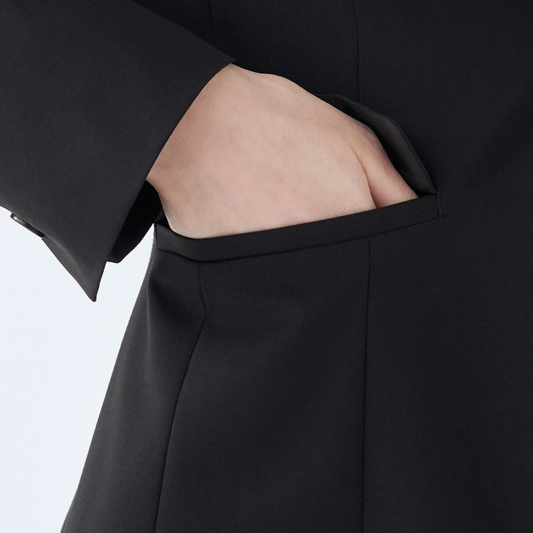 ブラックライン 【SUIT SELECT×Samantha Thavasa】【年間】2釦ジャケット/究極のブラック/4S/マシンウォシャブル 黒