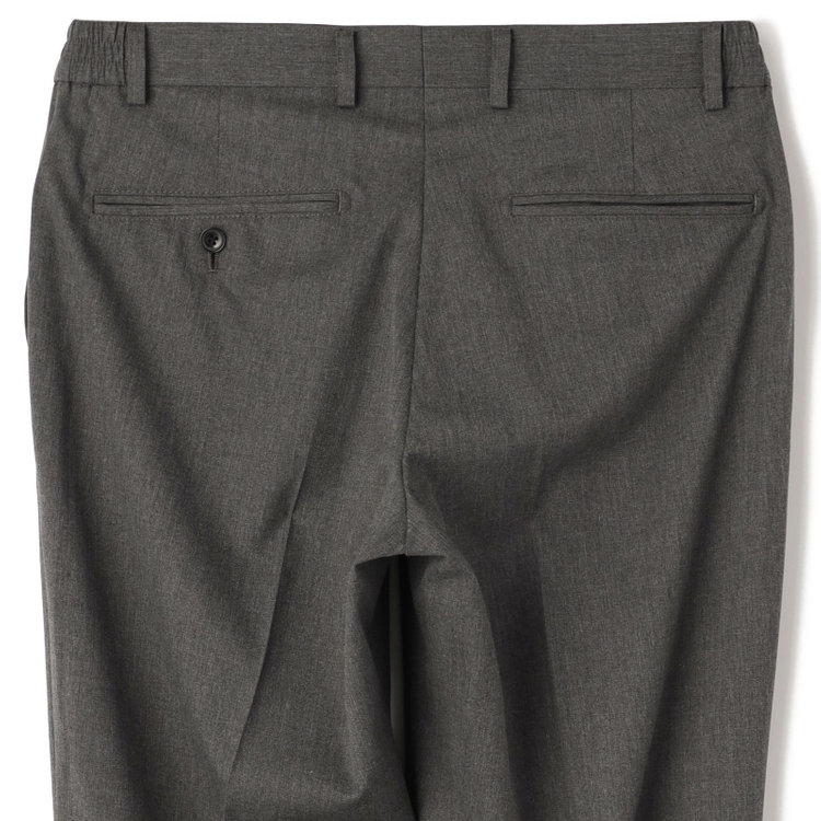 ブラックライン 【SLIM TAPERED_2】【年間】2釦シングルスリーピーススーツ 0タック/グレー/ウエストシャーリング/4S SUSTAINABILITY&ECOLOGY FABRIC/※パンツ裾上げ済仕様 グレー中間