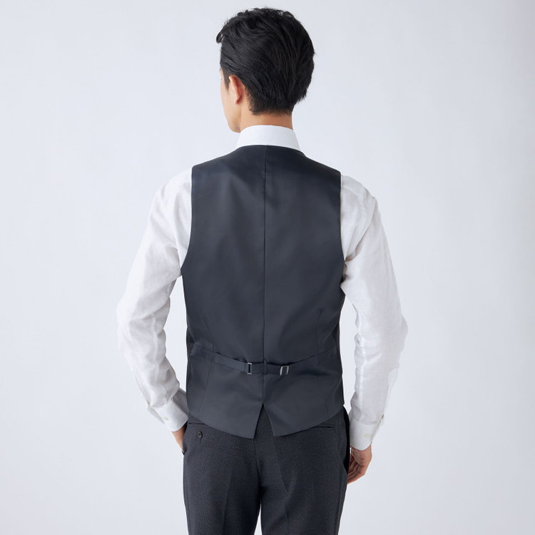 ブラックライン 【発送在庫あり】【SLIM TAPERED_2】【秋冬】2釦シングルスリーピーススーツ 0タック/ネイビー×チェック/ウエストシャーリング/4S SUSTAINABILITY&ECOLOGY FABRIC/※パンツ裾上げ済仕様 紺濃色