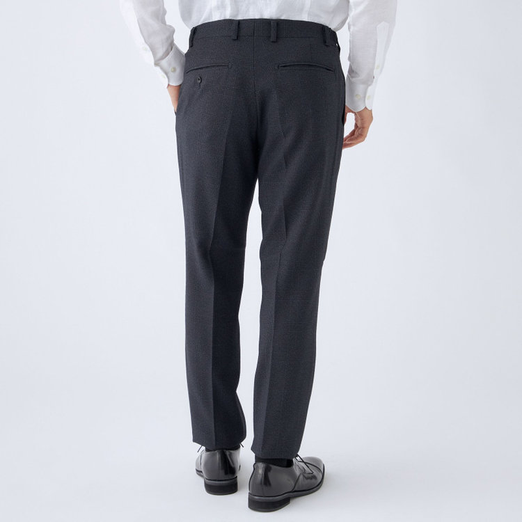 ブラックライン 【発送在庫あり】【SLIM TAPERED_2】【秋冬】2釦シングルスリーピーススーツ 0タック/ネイビー×チェック/ウエストシャーリング/4S SUSTAINABILITY&ECOLOGY FABRIC/※パンツ裾上げ済仕様 紺濃色