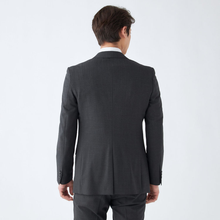 ブラックライン 【発送在庫あり】【SLIM TAPERED_2】【年間】2釦シングルスリーピーススーツ 0タック/グレー/ウエストシャーリング/4S SUSTAINABILITY&ECOLOGY FABRIC/※パンツ裾上げ済仕様 グレー中間