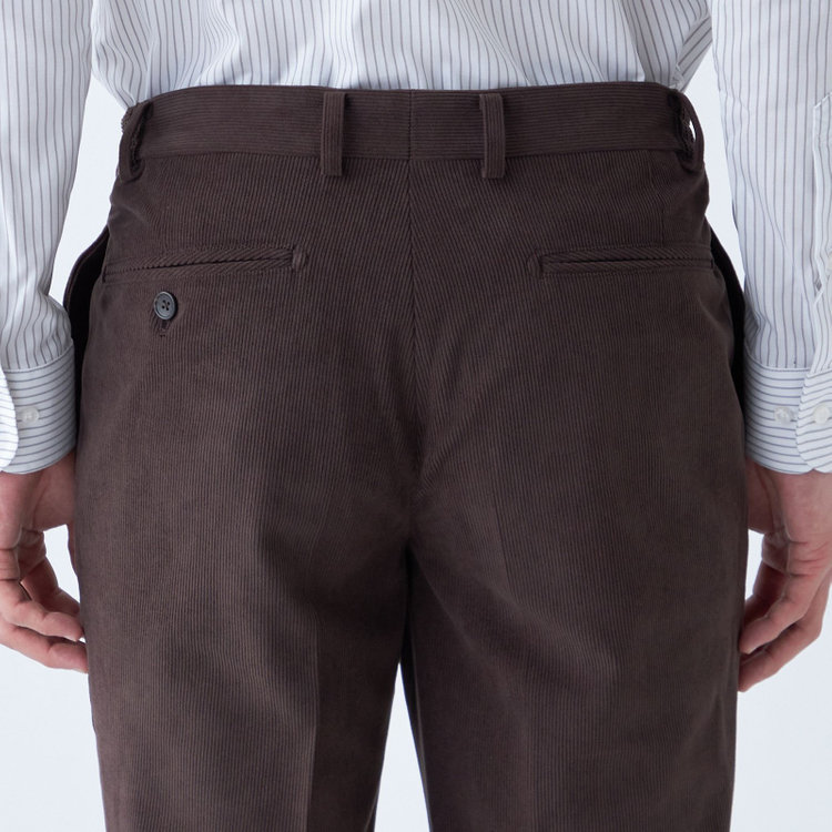 シルバーライン 【CLASSICO TAPERED】【秋冬】ポリエステル1タックテーパードパンツ/ブラウン×コーデュロイ/シャーリング仕様/4S SUSTAINABLE/※裾上げ必要 茶濃色