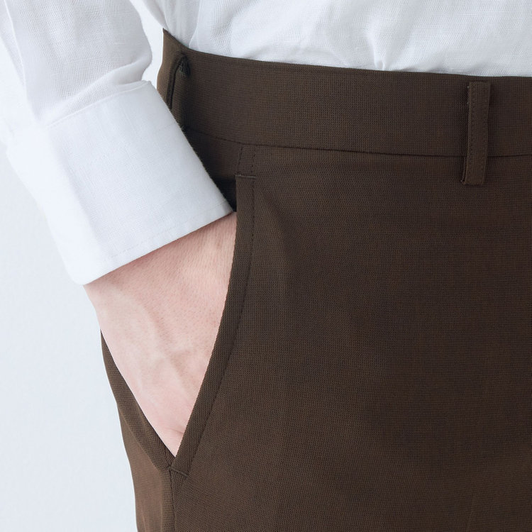ブラックライン 【SLIM TAPERED】【春夏】0タックテーパードパンツ/ブラウン/ウォッシャブル/4S SUSTAINABILITY&ECOLOGY FABRIC/※裾上げ済み仕様 茶中間