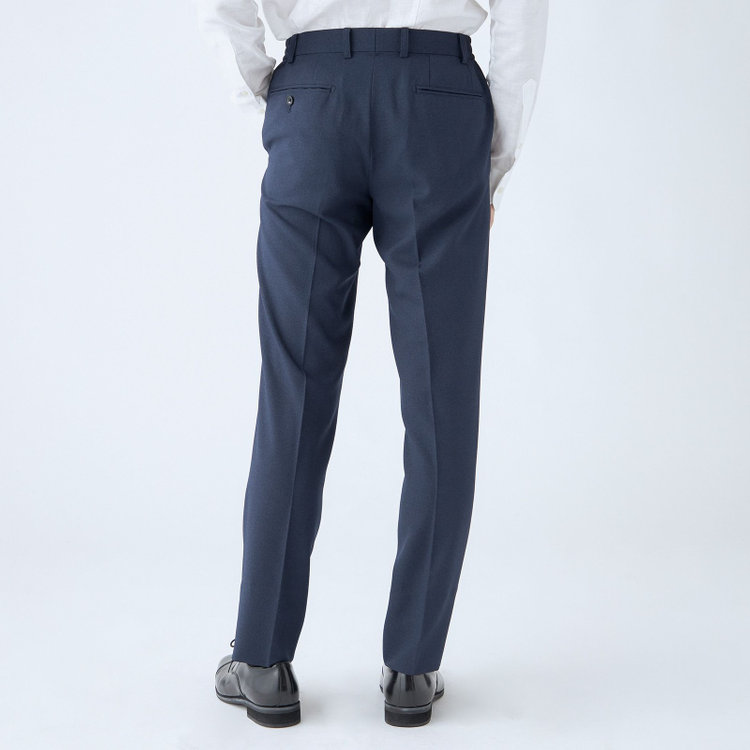 ブラックライン 【SLIM TAPERED_2】【年間】2釦シングルスーツ 0タック/ネイビー/ウエストシャーリング/4S SUSTAINABILITY&ECOLOGY FABRIC/ウォッシャブル/※パンツ裾上げ済仕様 紺中間