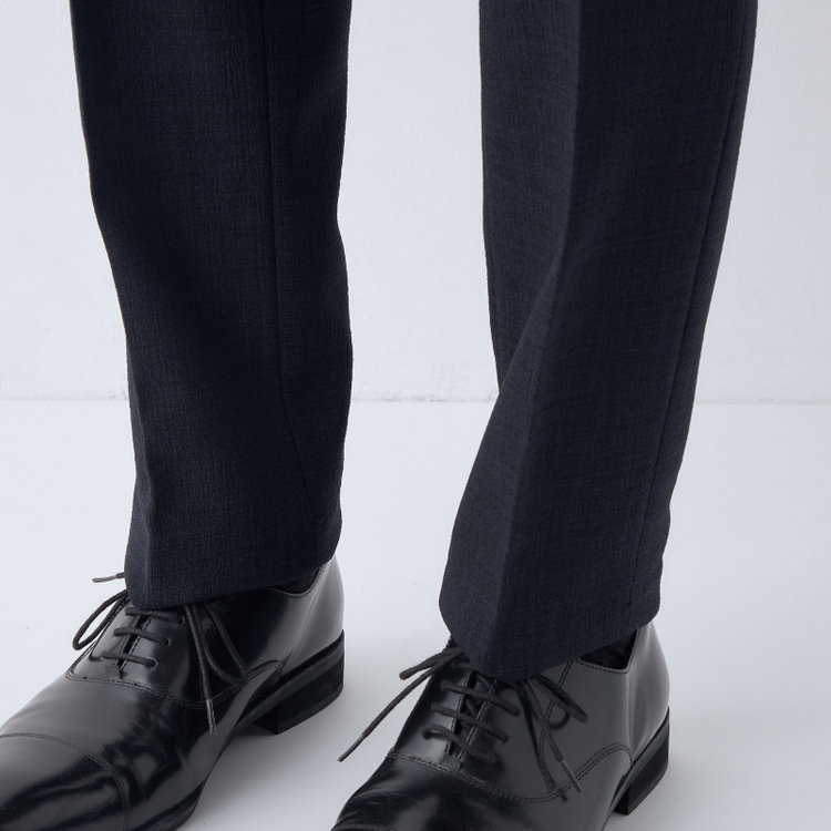 シルバーライン 【CLASSICO TAPERED】【春夏】1タックテーパードパンツ/ネイビー/ウエストムーブ4S SUSTAINABILITY&ECOLOGY FABRIC/※裾上げ済み仕様 紺濃色