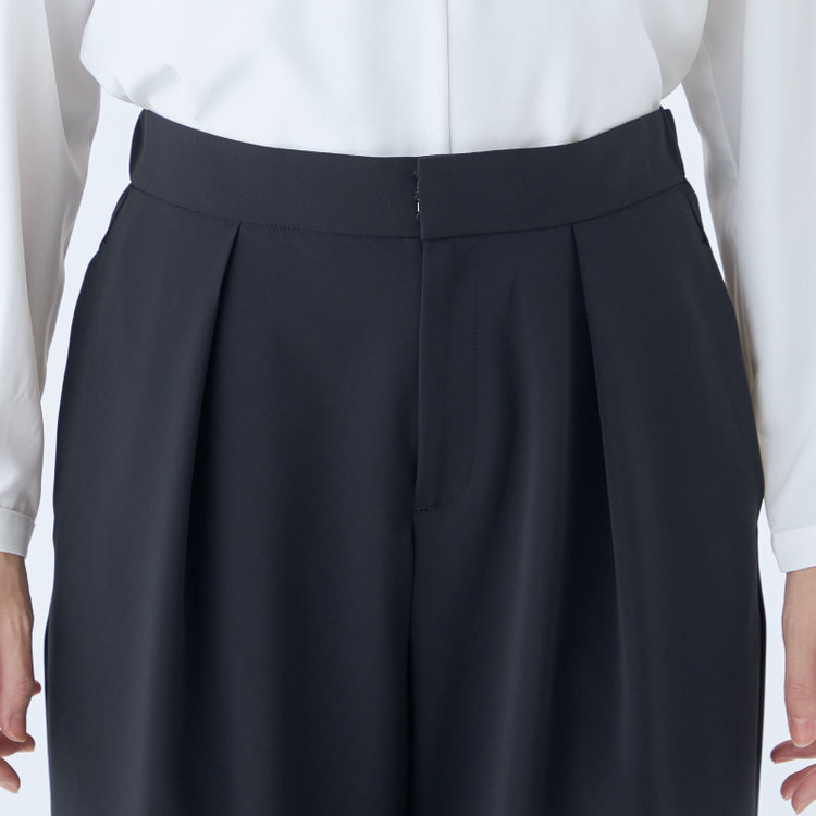 シルバーライン 【SL】【年間】1タックワイドストレートパンツ/ネイビー/ウォッシャブル/※裾上げ済仕様 紺中間