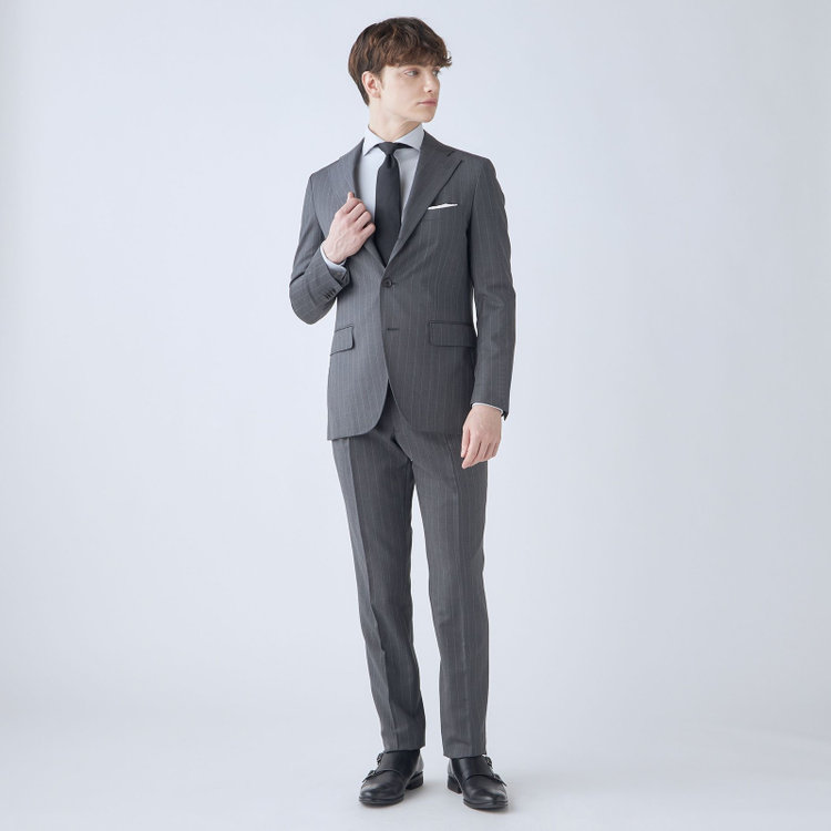 シルバーライン 【CLASSICO TAPERED】【春夏】3釦段返りシングルスーツ 2タック/グレー×ストライプ/ウエストムーブ仕様/MARZOTTO/※パンツ裾直し必要 グレー中間