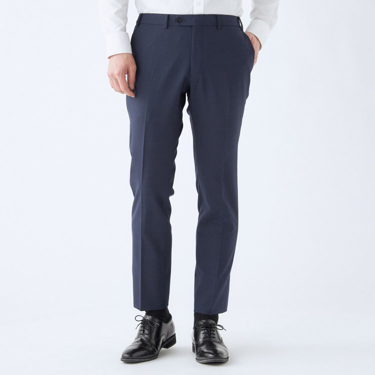 ブラックライン 【SLIM TAPERED_2】【年間】2釦シングルスリーピーススーツ 0タック/ネイビー/ウエストシャーリング/4S SUSTAINABILITY&ECOLOGY FABRIC/※パンツ裾上げ済仕様 紺中間
