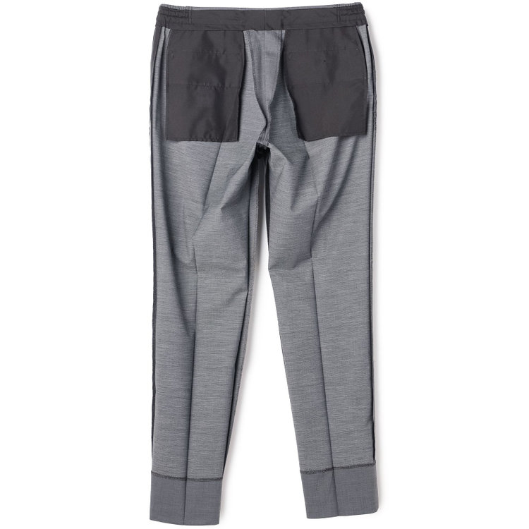 ブラックライン 【SLIM TAPERED_2】【春夏】2釦シングルスーツ 0タック/グレー/ウエストシャーリング/4S SUSTAINABILITY&ECOLOGY FABRIC/ウォッシャブル/※パンツ裾上げ済仕様 グレー中間