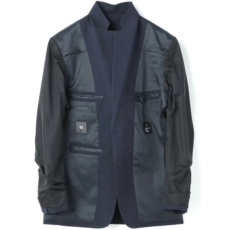 ブラックライン 【SLIM TAPERED_2】【年間】2釦シングルスリーピーススーツ 0タック/ネイビー/ウエストシャーリング/4S SUSTAINABILITY&ECOLOGY FABRIC/リバーシブルベスト仕様（グレー）/※パンツ裾上げ済仕様 紺濃色