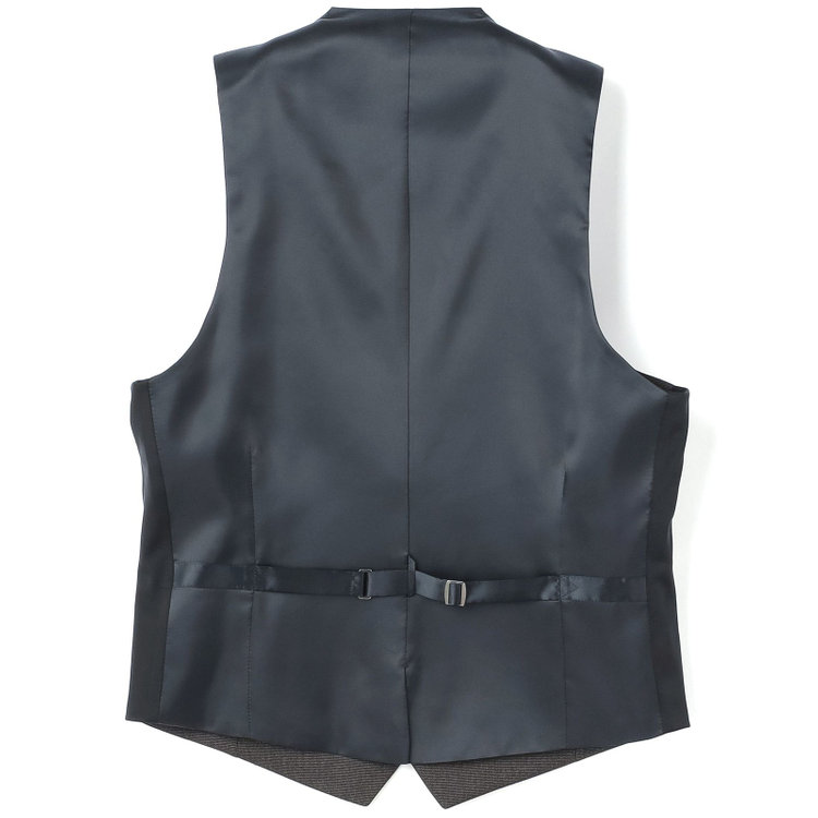 ブラックライン 【SLIM TAPERED_2】【年間】2釦シングルスリーピーススーツ 0タック/ネイビー/ウエストシャーリング/4S SUSTAINABILITY&ECOLOGY FABRIC/リバーシブルベスト仕様（グレー）/※パンツ裾上げ済仕様 紺濃色