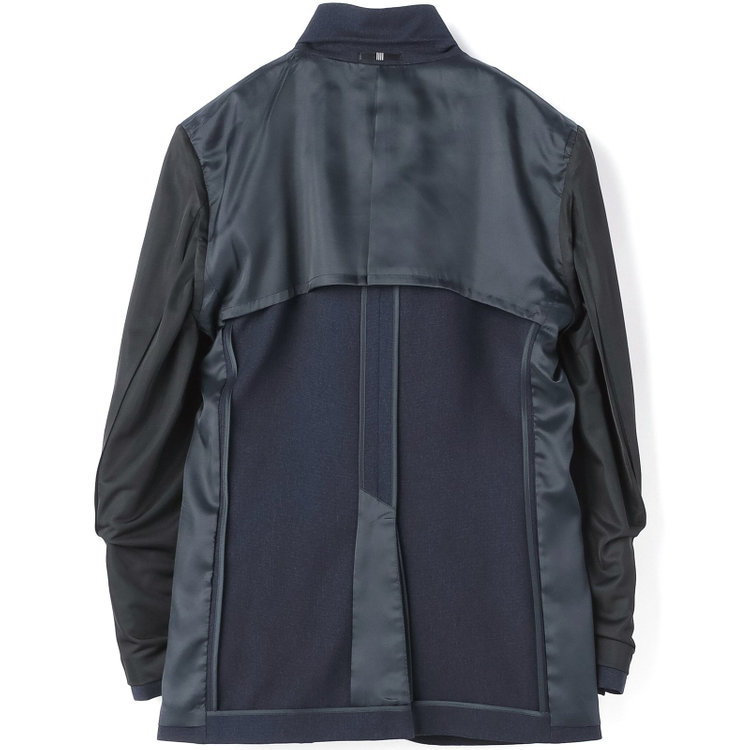 ブラックライン 【SLIM TAPERED_2】【年間】2釦シングルスリーピーススーツ 0タック/ネイビー/ウエストシャーリング/4S SUSTAINABILITY&ECOLOGY FABRIC/リバーシブルベスト仕様（グレー）/※パンツ裾上げ済仕様 紺濃色