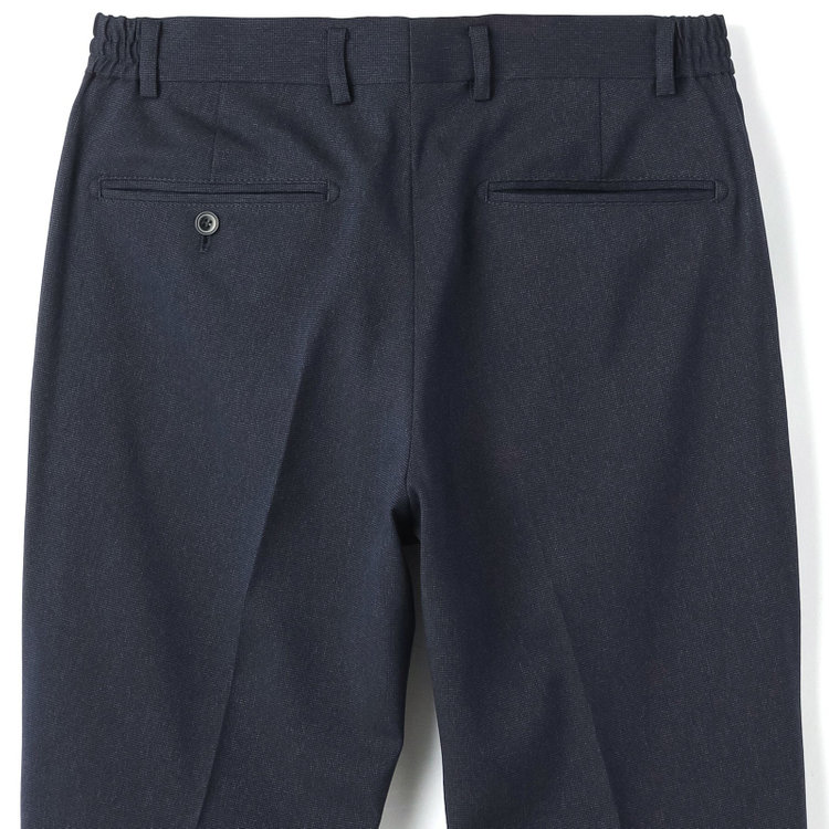 ブラックライン 【SLIM TAPERED_2】【年間】2釦シングルスリーピーススーツ 0タック/ネイビー/ウエストシャーリング/4S SUSTAINABILITY&ECOLOGY FABRIC/リバーシブルベスト仕様（グレー）/※パンツ裾上げ済仕様 紺濃色