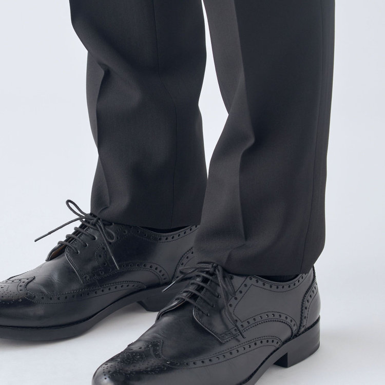 ブラックライン 【SLIM TAPERED】【年間】0タックテーパードパンツ/ブラック×シャドーストライプ/ウエストムーブ/ウォッシャブル/4S SUSTAINABILITY&ECOLOGY FABRIC/※裾上げ必要 黒