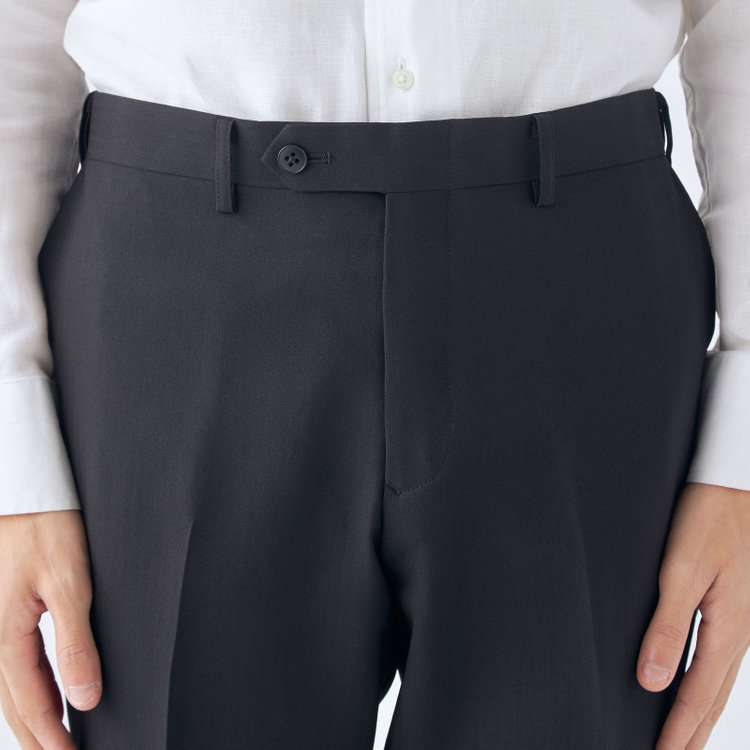 ブラックライン 【SLIM TAPERED】【年間】0タックテーパードパンツ/ブラック×シャドーストライプ/ウエストムーブ/ウォッシャブル/4S SUSTAINABILITY&ECOLOGY FABRIC/※裾上げ必要 黒